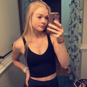 Meet your Posher, Courtney